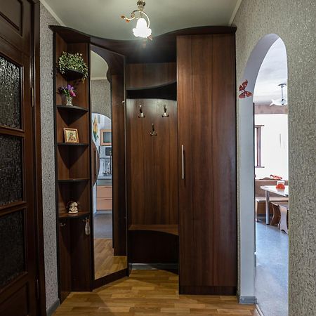 Героїв Дніпра, 53, 3-Й Поверх, Квартира Біля Пляжу Живчик Tscherkassy Exterior foto